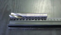 OSG　 エンドミル 　19.5