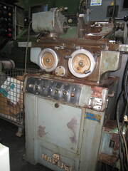 丸栄 円筒研削盤 MG-200