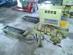 日本コンベヤ チップコンベア C-200