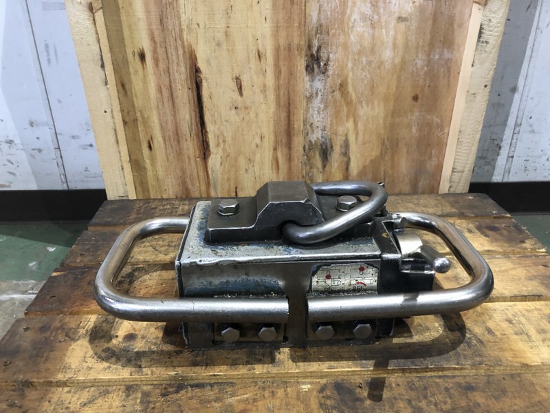 カネテック リフティングマグネット 【リフティングマグネット】LPF-25A