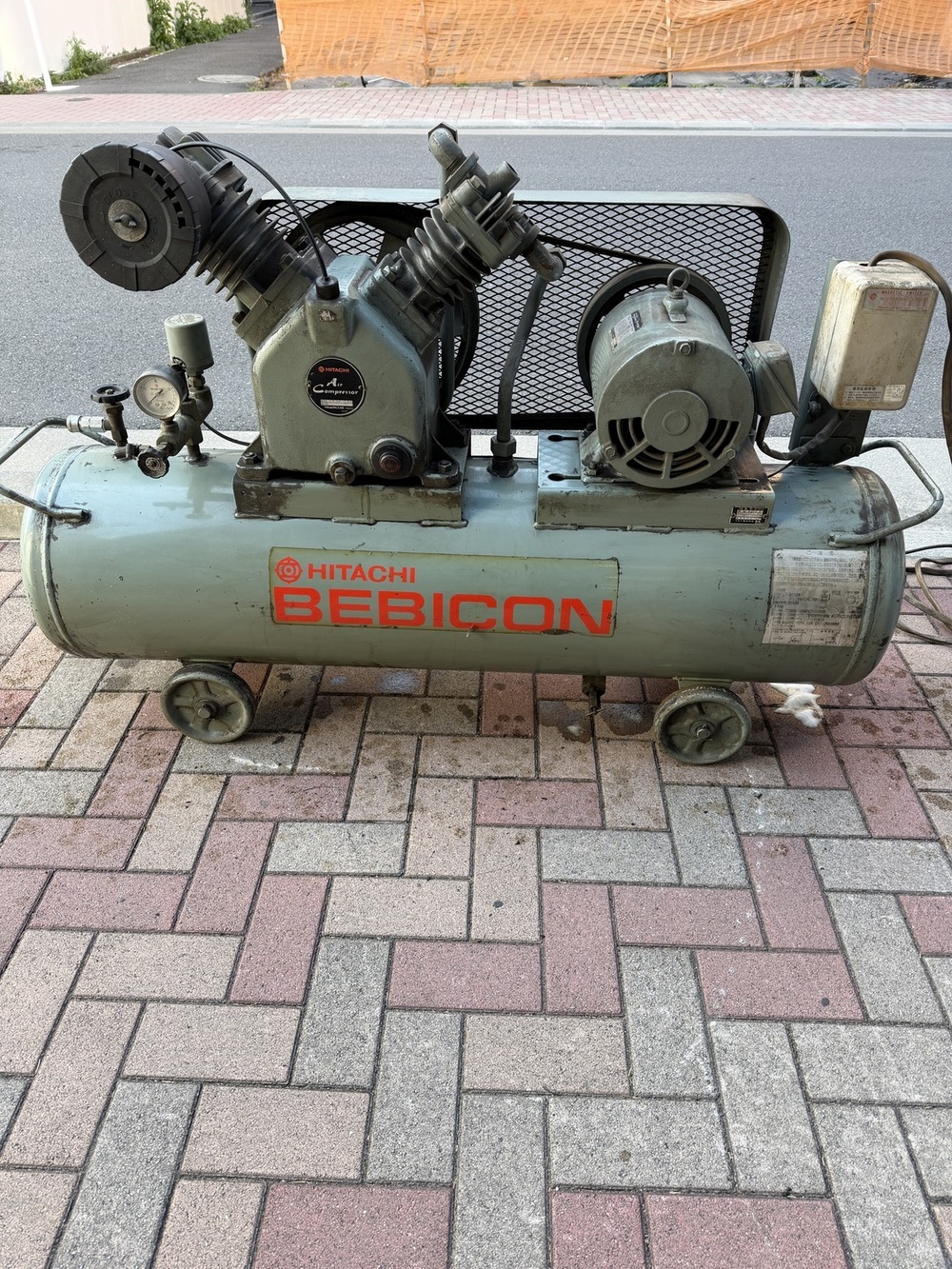 日立 3.7KWコンプレッサー 3.7P-9.5V5