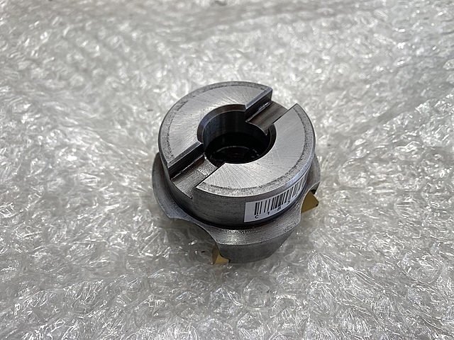 サンドビック フェイスミル R260.22-050-15