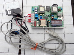 TDK 電源　形式FAC05-10R AC100-1200 50-60Hz      TDK  出力SUV100