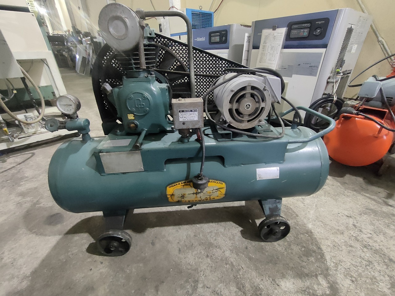 大阪空気機械製作所 レシプロコンプレッサー