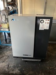 岩田 2.2kwエアーコンプレッサ CLP22-8.5D