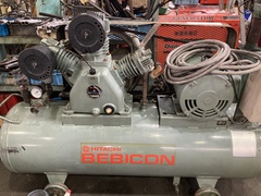 日立 7.5kWコンプレッサー 7.5P-9.5V5