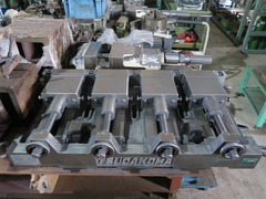 ４連マシンバイス 津田駒 VM-150