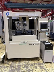 牧野フライス製作所 NCワイヤーカット UP53J