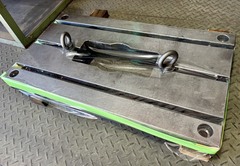 日立 プレス機用ボルスター HDN-30BG
