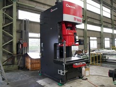 アマダ 150tメカプレス TP150FX