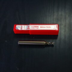 KOBELCO　 エンドミル 　TM　S-2SDA　4　未使用