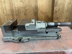 津田駒 油圧バイス VH-200