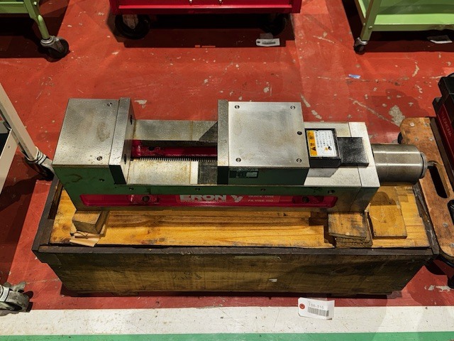 ナベヤ ロックタイト精密マシンバイス LTFV-150Q