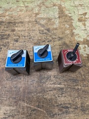 マグネットベース