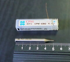 OSG　 エンドミル 　R0.5×1　