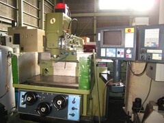 牧野フライス製作所 NCフライス盤 KE-55