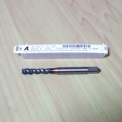 OSG スパイラルタップ 　M5×0.8　