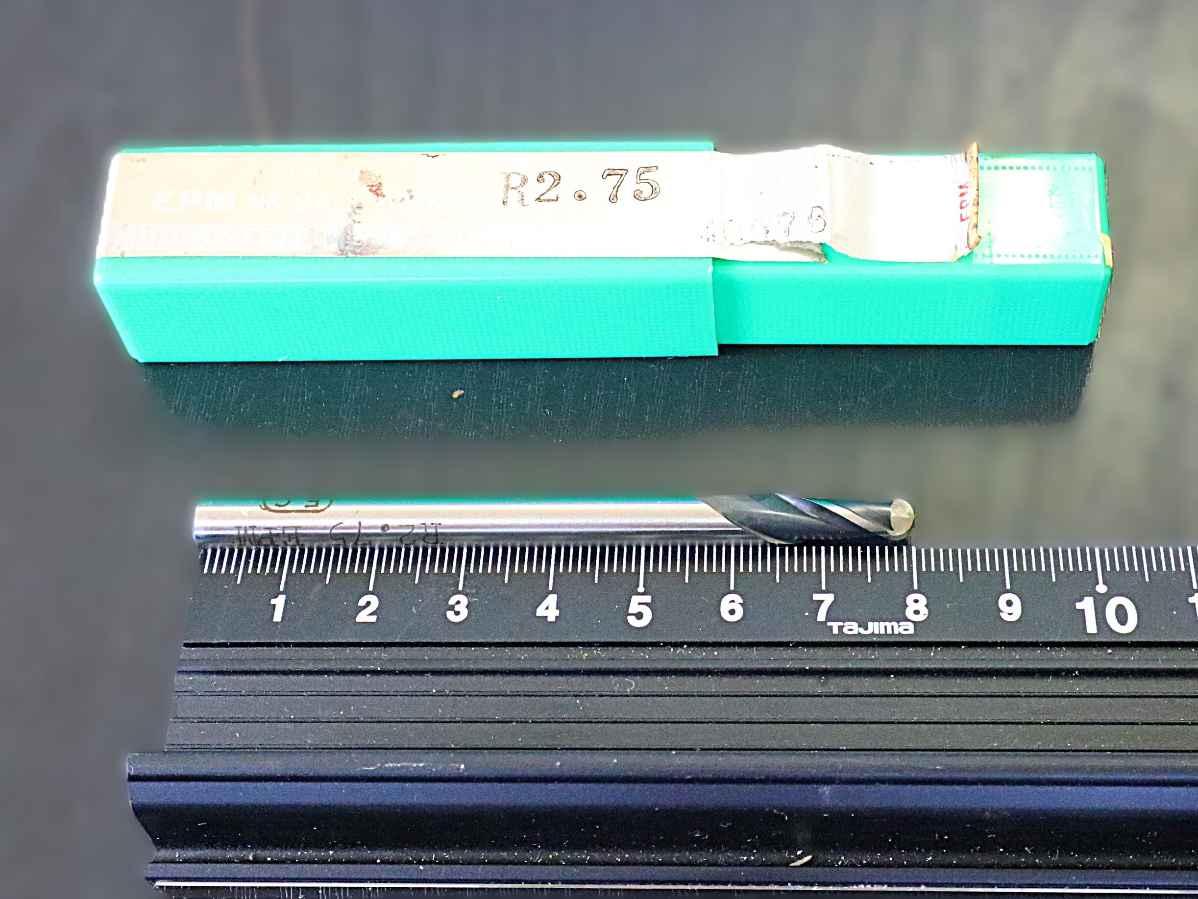 日本工具　 エンドミル 　R2.75　未使用