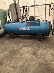 岩田 エアータンク 260L