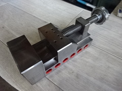 精密バイス 口巾70