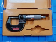 ミツトヨ カウント外側マイクロメータ M810-25