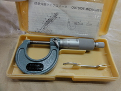 MITUTOYO｜ミツトヨ	 外側マイクロメーター M110-25