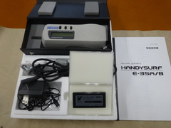 東京精密 ポータブル粗さ計 ハンディサーフE-35B