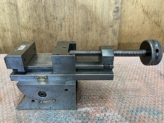 傾斜精密バイス 100