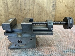 傾斜精密バイス 100