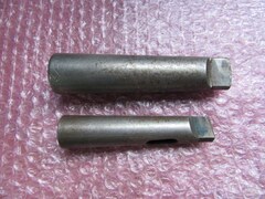 不明 ドリルスリーブ2本 2ｘ4、2ｘ3