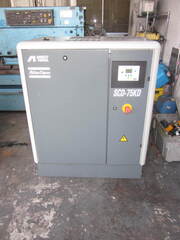 アネスト岩田 スクリューコンプレッサ SCD-75KD