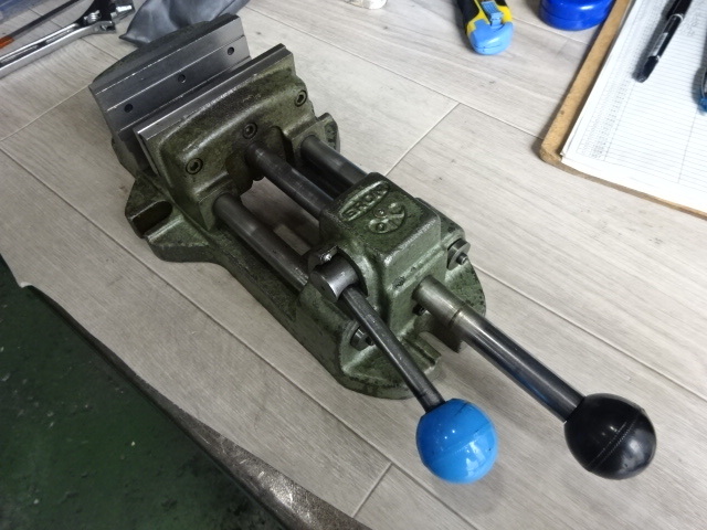 ナベヤ(ERON) クランプマスターバイス