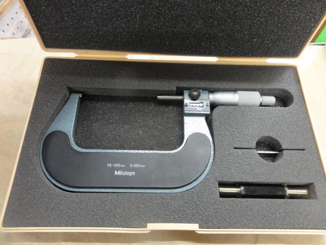 MITUTOYO｜ミツトヨ カウント外側マイクロメーター M820-100