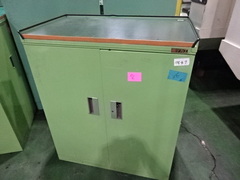 サカエ 両開きキャビネット