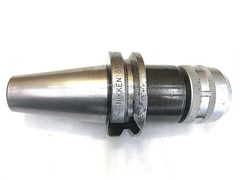 日研 ミーリングチャック BT50-C32-135SL