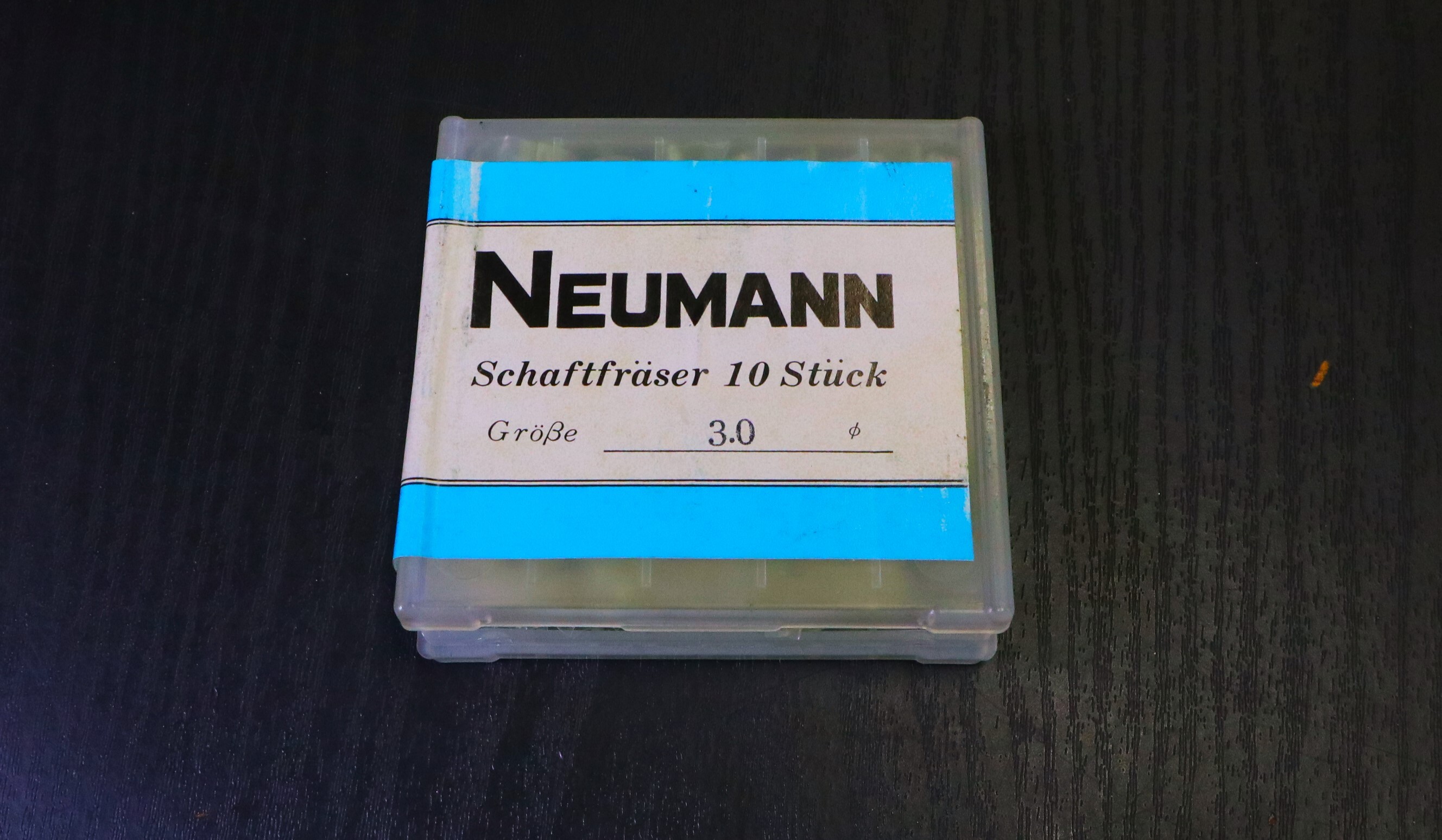 NEUMANN  エンドミル Φ3.0　10個　未使用
