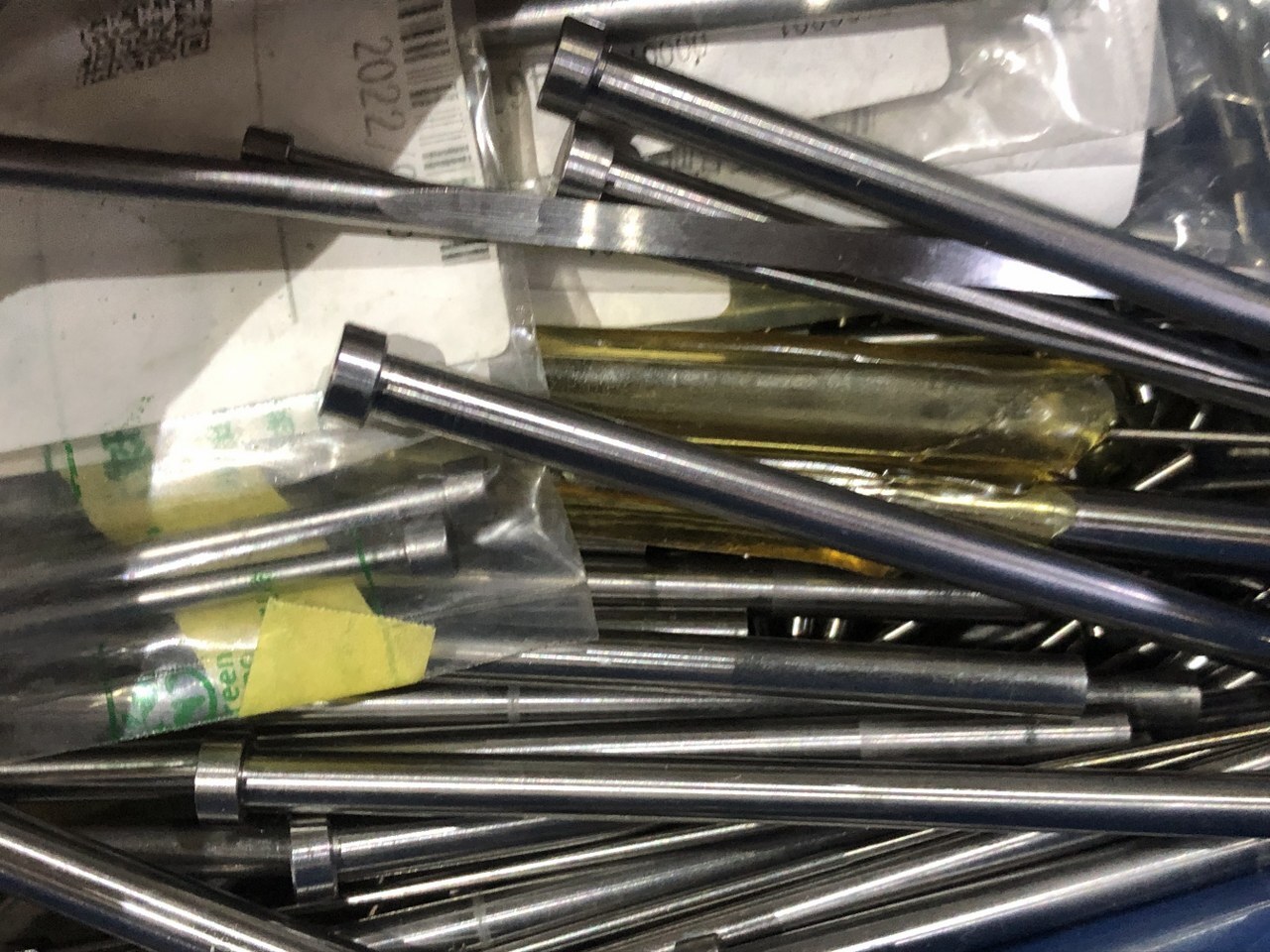 メーカー混在 コアピン1山 様々なメーカーやサイズがあります。