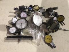 メーカー混在 ダイヤルゲージ1山 様々なメーカーやサイズがあります。