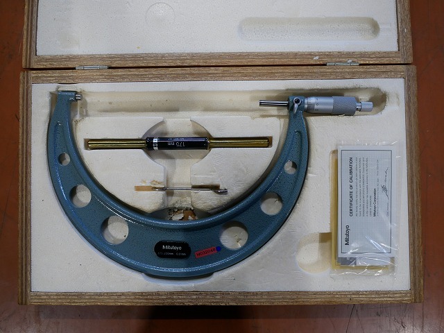 ミツトヨ マイクロメータ OM-200