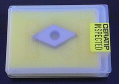 京セラ　 チップ　 DNMM150402M-SE 未使用