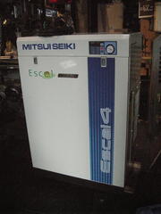 三井精機 ３．７ｋｗコンプレッサー ESCAL45A2-R