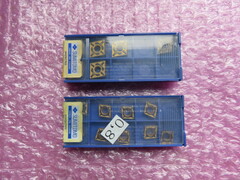 住友電気工業 チップ 2個 AC630M