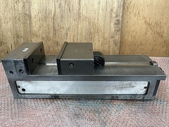 ナベヤ ロックタイト精密マシンバイス LTCV160H