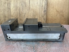 ナベヤ ロックタイト精密マシンバイス LTCV160H