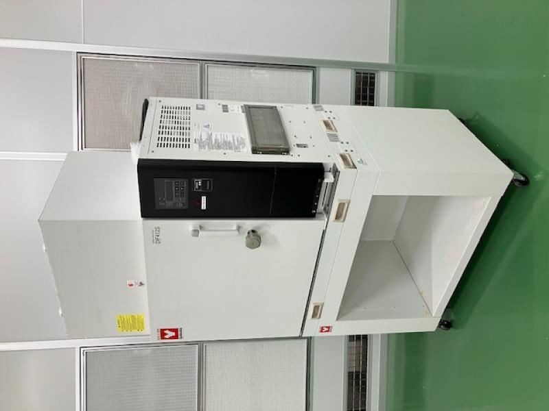 ヤマト科学 爆発ベント付精密恒温器 DF412S