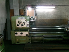 大日金属工業 4.0m旋盤 DHK75×400