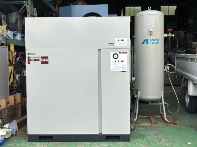 アネスト岩田 7.5kw(10馬力)レシプロパッケージコンプレッサー CLP75B-8.5D