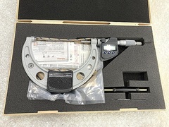 ミツトヨ デジタル外側マイクロメーター MDC-125MJB(293-250-10)