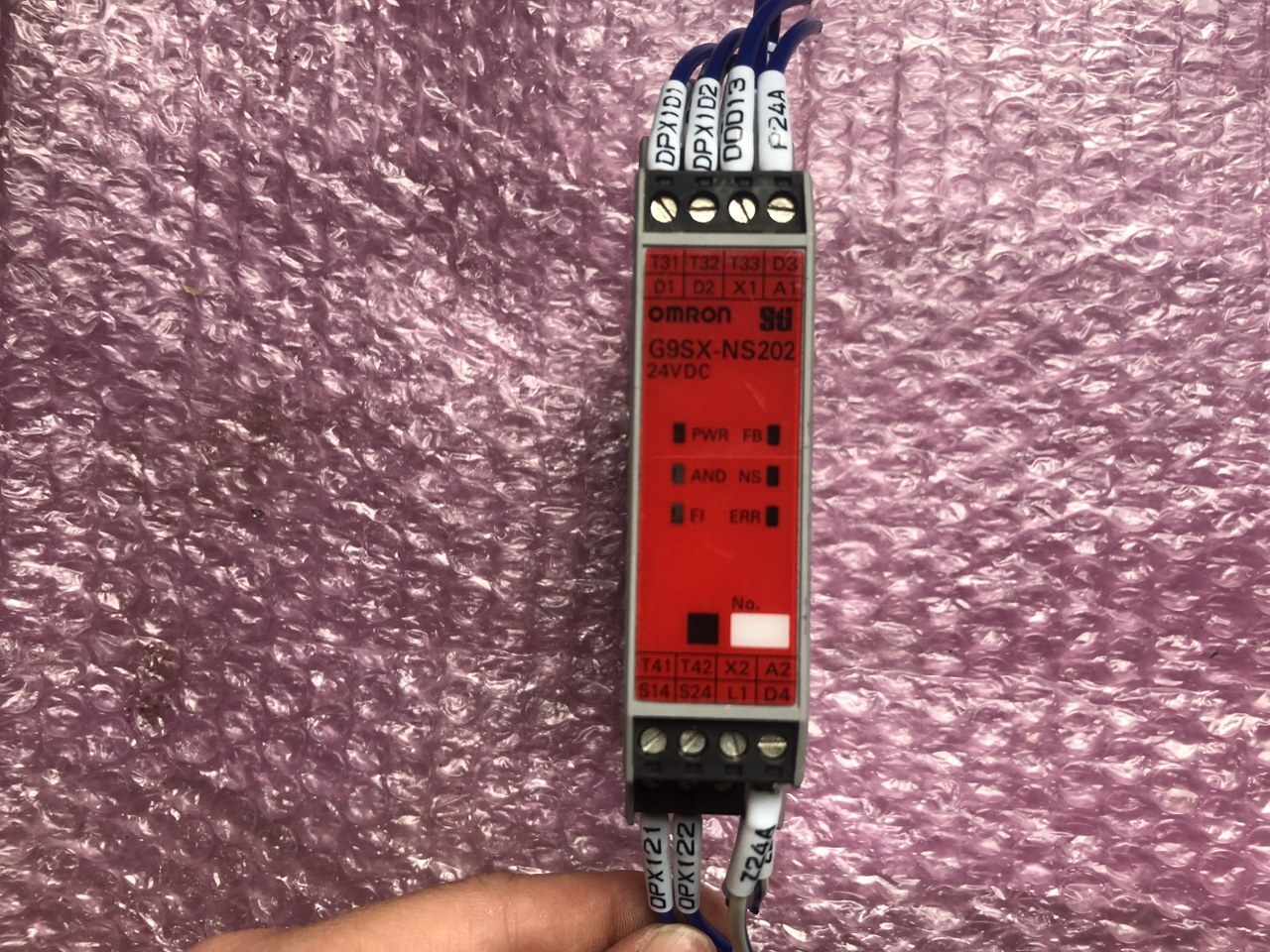オムロン 非接触式ドアスイッチコントローラ G9SX-NS202-RT