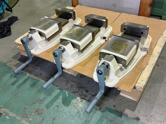 津田駒工業(ツダコマ) マシンバイス3台セット VG-150